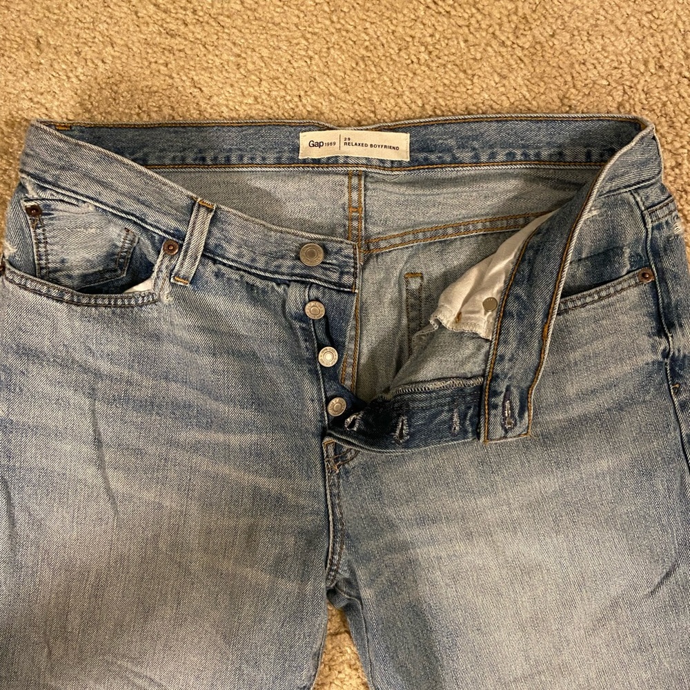 GAP Women's Relaxed Light Blue Jeans
